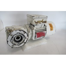 66 RPM 0,37 KW Asmaat 20 mm. Used